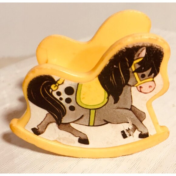 Vintage 1972 Fisher Price Lov Toys Yellow Rocking Horse Chair Dollhouse Furnitur - Picture 3 of 14
